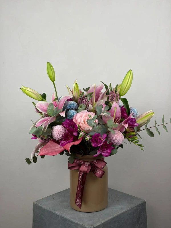 Özel Günler İçin Vazoda Çiçek Seçimi