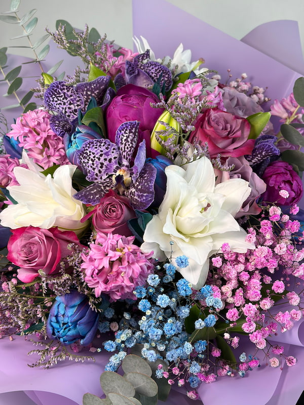 Lililora Şakayık Deluxe Buket