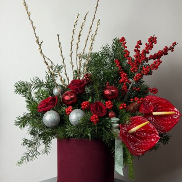 Crimson Yeni Yıl Aranjmanı