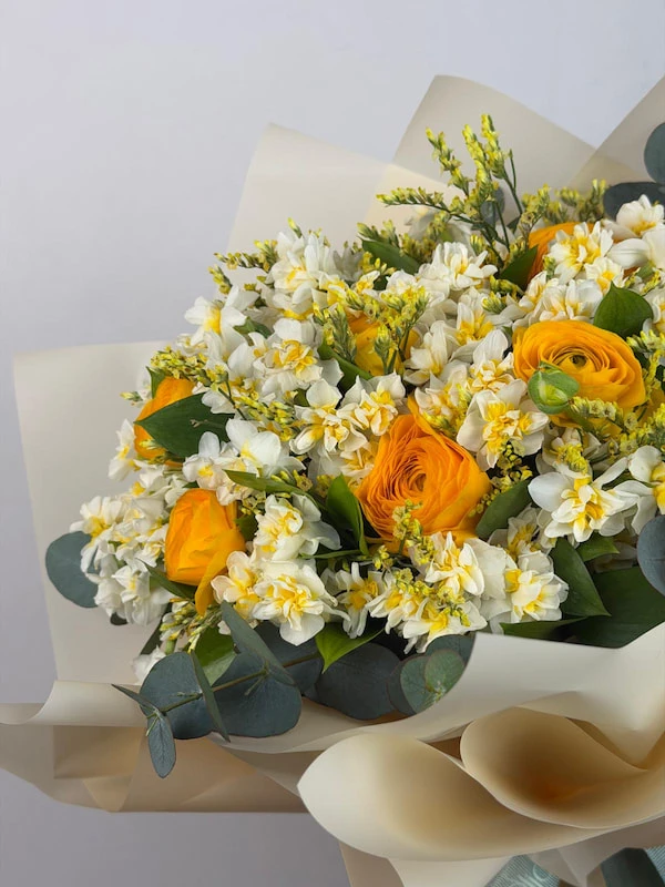 Helyn Erengül Nergis Buketi