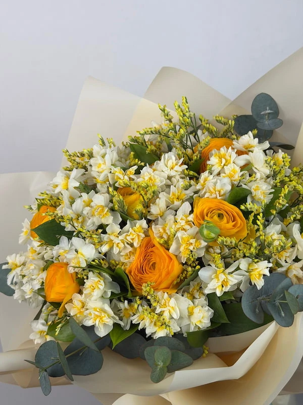 Helyn Erengül Nergis Buketi