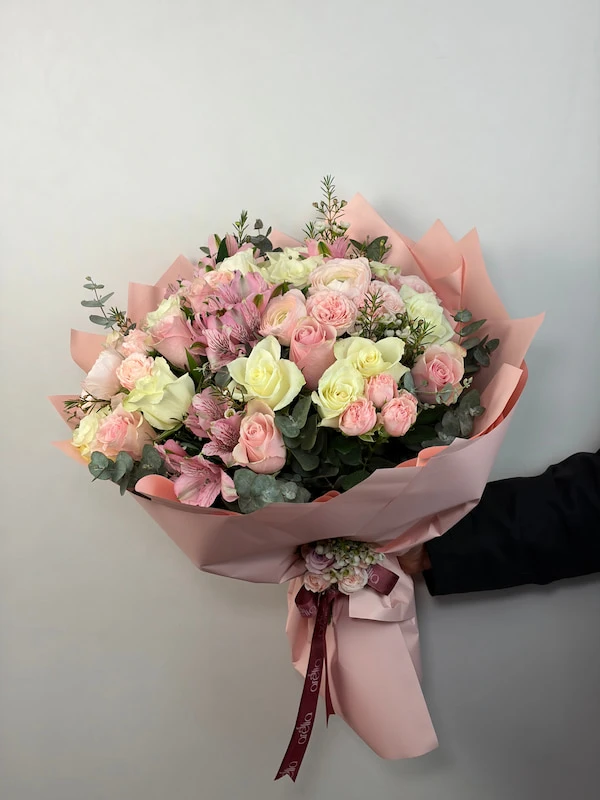 Blushé Deluxe Buket