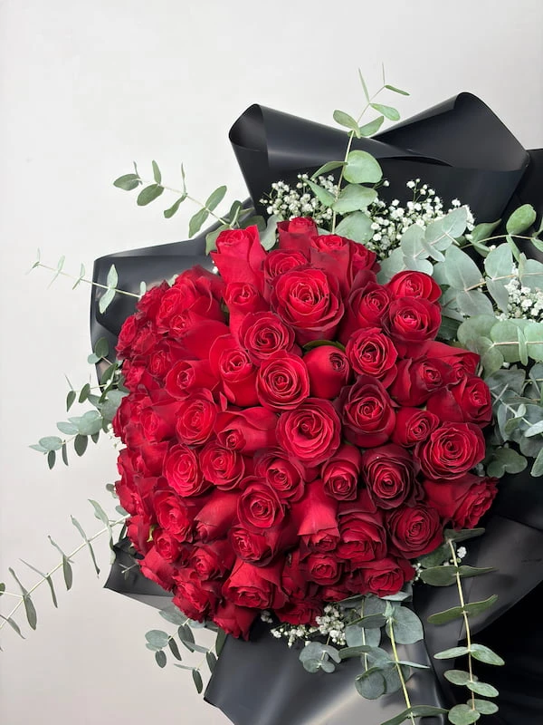 Redera Deluxe Kırmızı Gül Buketi