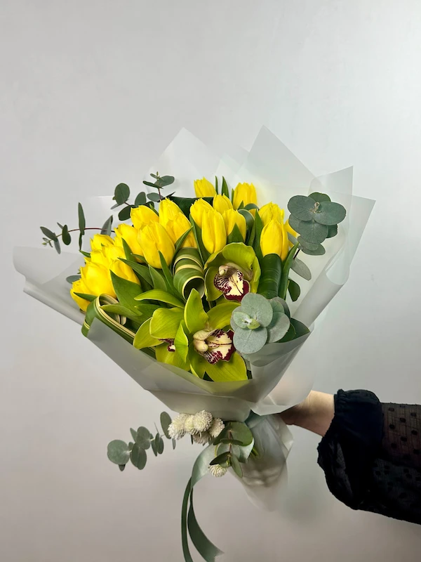Flavia Sarı Lale Buketi