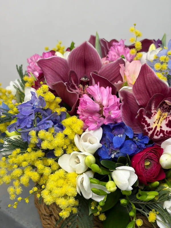 Sümbül Bahar Sepet Aranjmanı