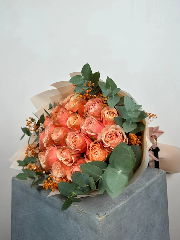 Kahala Gül ve Okaliptus Buketi