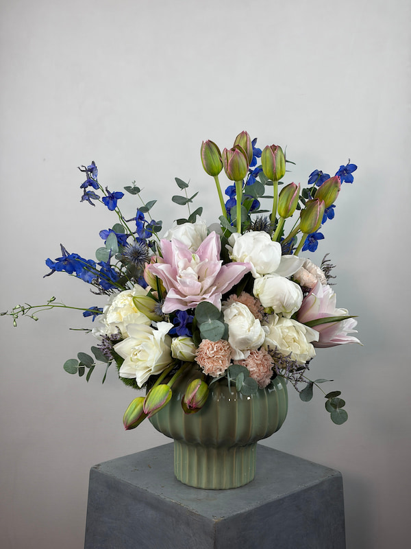 Navera Şakayık Aranjman