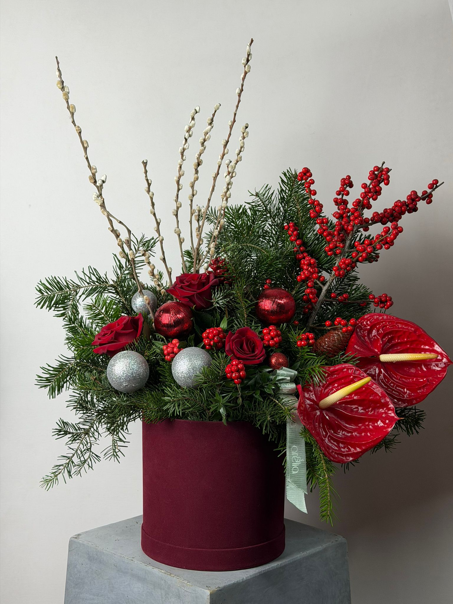 Crimson Yeni Yıl Aranjmanı