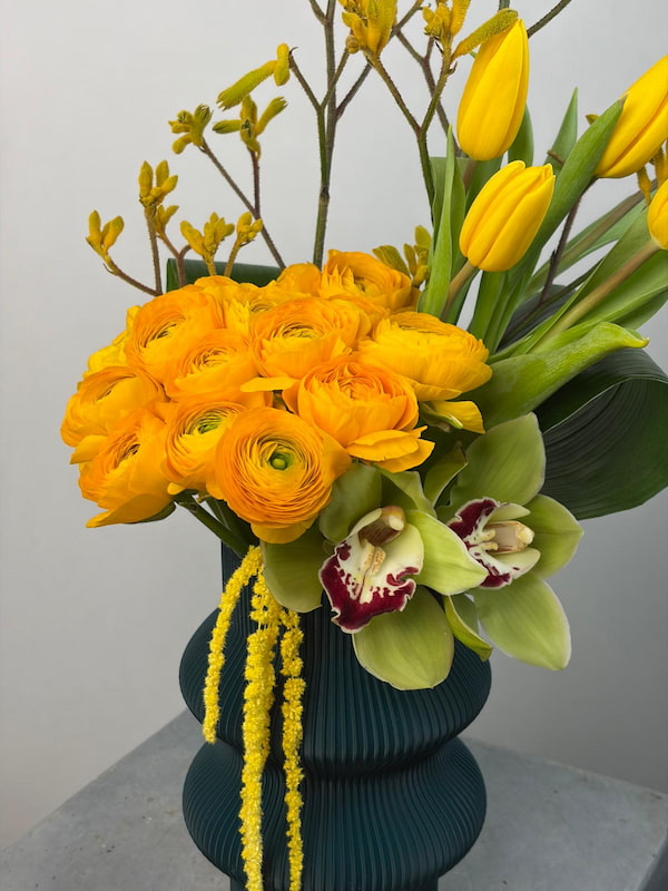 Rivu Sarı Erengül & Lale Aranjman